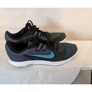 Nike Downshifter 9 Road Running / Color: Black-Monsoon Blue / Size: 9.5 US